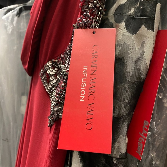 Carmen Marc Valvo infusion sleeveless sequins long gown - Picture 5 of 5